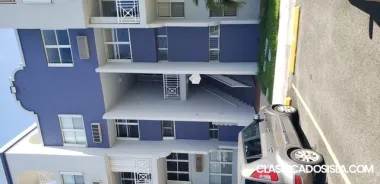 JARDINES DEL PARQUE, 3 HABS / 2.5 B