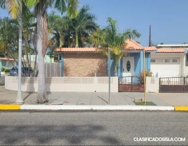 Una hermosa propiedad de esquina en 