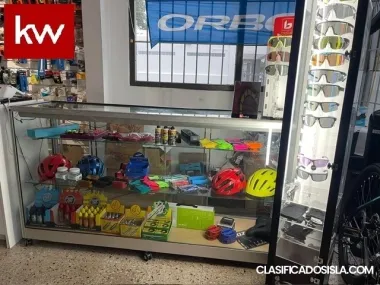 Negocio Comercial en Bo. Pueblo