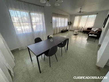 EXT. LA RAMBLA NAVARRA ST UNIT 527