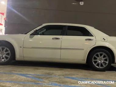Chrysler 300 2010 112,000 millas