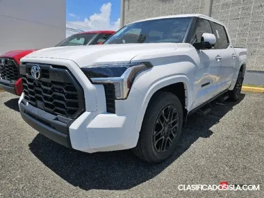 Toyota Tundra 4WD 2024
