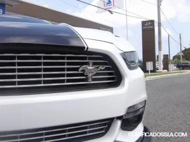 FORD MUSTANG TURBO PREMIUM