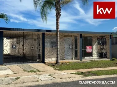 CASA EN URB. VALLE HERMOSO