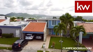 Urb. Los Sauces, Casa en Humacao