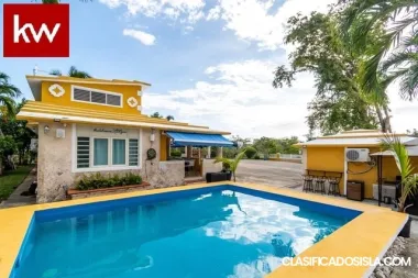 Bo. Pedernales, Hospederia en Cabo