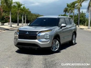 Mitsubishi Outlander ES 2024