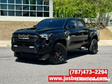 TOYOTA TACOMA TRD SPORT ! CUSTOM !