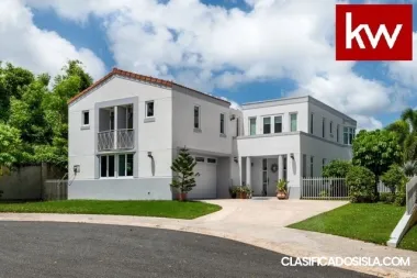 Urb. Cautiva, Casa en Caguas