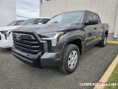 Toyota Tundra 4WD 2024