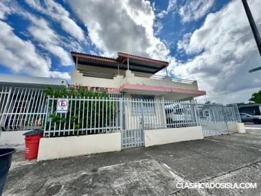 Casa en Jardines de Country Club, C