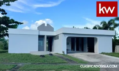 Casa en Urb. Parque De Candelero