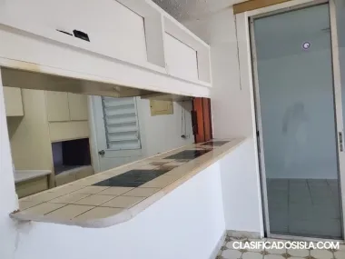 Villa Carolina 3h 2b marq ext $1175