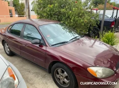 2004 Ford Taurus