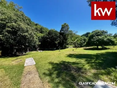 Terreno en Bo. Rayo Guara