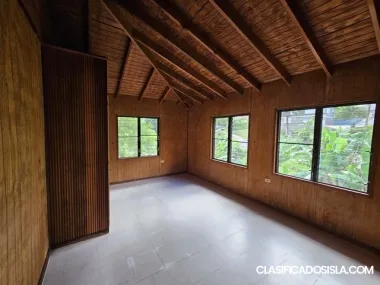 Casa de madera en Maná Corozal