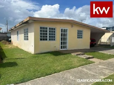 Urb. Costa Real, Casa en Guayama