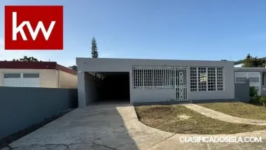 Urb Los Flamboyanes, Casa en Gurabo