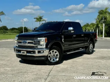 Ford F-250 Lariat FX4 2019