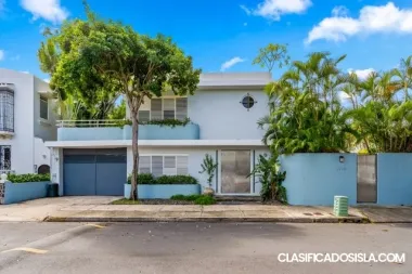 Coastal Luxury with a Modern Bohem