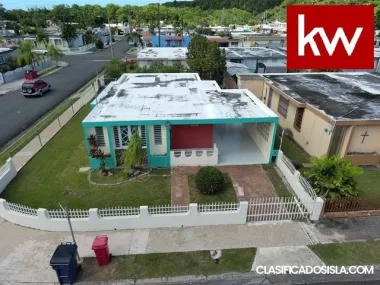 Casa en Urb. Isabel La Catolica