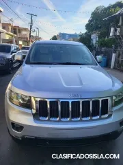 Jeep Grand Cherokee Laredo 2012