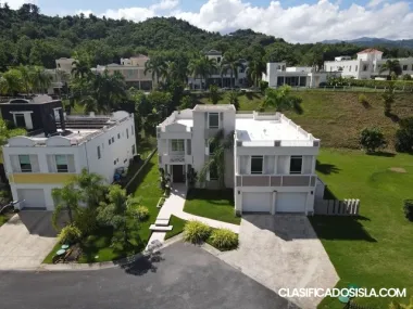 Urb. Caguas Real, Casa en Caguas