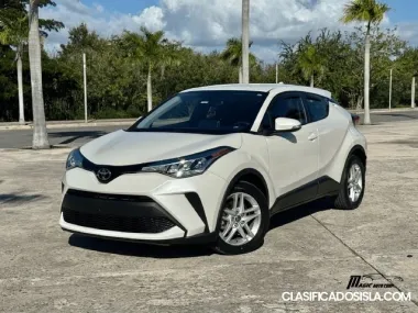 Toyota C-HR LE 2020
