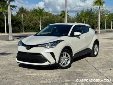 Toyota C-HR LE 2020