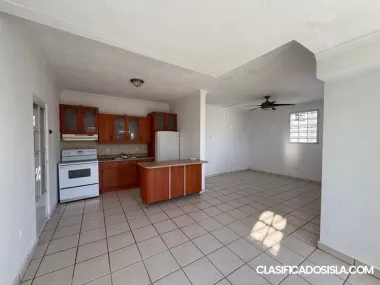 Urb. Country Club | Carolina