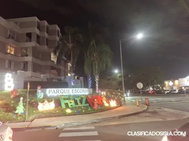 Parque de las Flores Amueb,Equip.