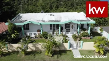 Urb. Reparto Bonet, Casa en Aguada