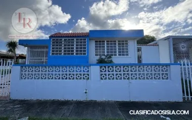 ¡CASA TERRERA con gran patio!