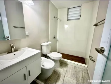 3 Cuartos 2 Baños en URB JARDINES DE SALINAS