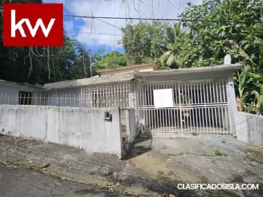 Urb. Saint Just, Casa en Carolina