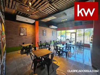 Llave Restaurant Beach Burger Bar