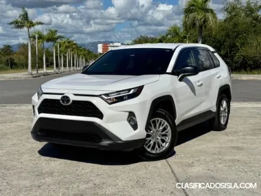 Toyota Rav 4 LE 2023
