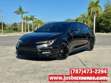 TOYOTA COROLLA SE NIGHTSHADE EDITIO