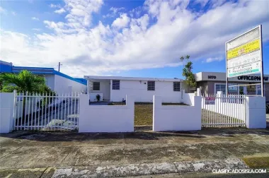 3BED/1BATH WITH A NICE PATIO AVAILABLE TO MOVE IN