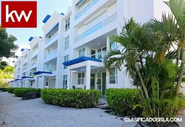 Cond. Ocean Club At Seven Seas