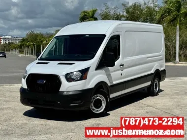 FORD TRANSIT 250 MEDIUM ROOF 6 PIES