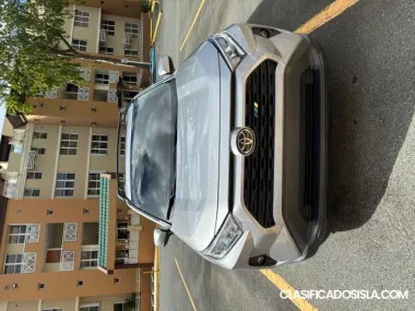 Toyota RAV4 XLE Premium 2021