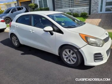 Kia Rio 2017, bajo millaje(47K)