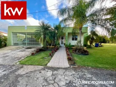 Casa en Urb. Reparto Bellas Flores