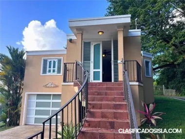 Esta hermosa residencia ofrece 3 cómodas habitaciones.