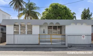HERMOSA CASA RECIEN REMODELADA EN RENTA