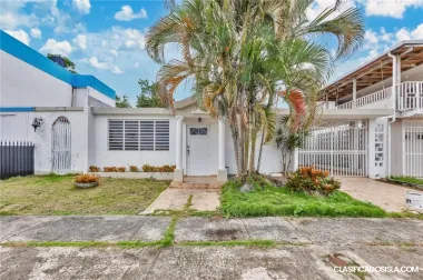 Quiet neighborhood of El Cerezal in Cupey.
