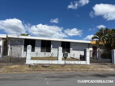 Urb. Lomas de Carolina