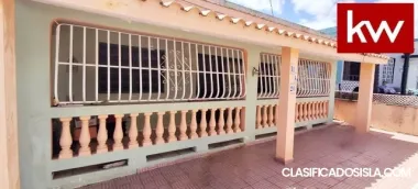 Casa en Urb. Los Tamarindos