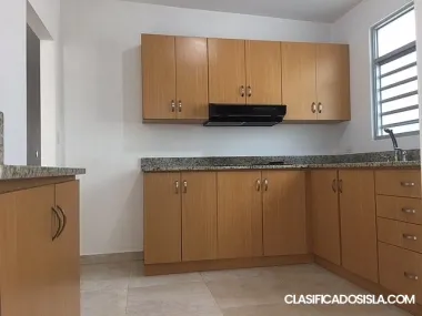 TOWN PARK * $1200.00 / 2 HAB*